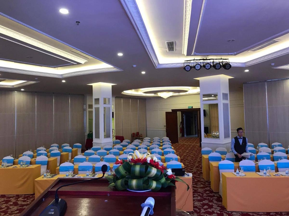 โรงแรมญาจาง พาเลซ ภายนอก รูปภาพ