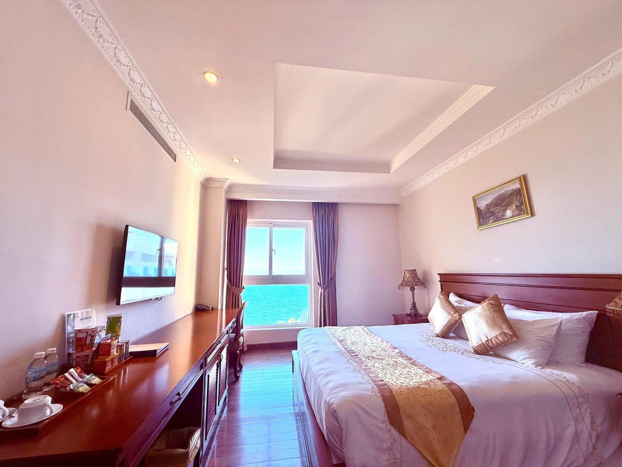 โรงแรมญาจาง พาเลซ ภายนอก รูปภาพ
