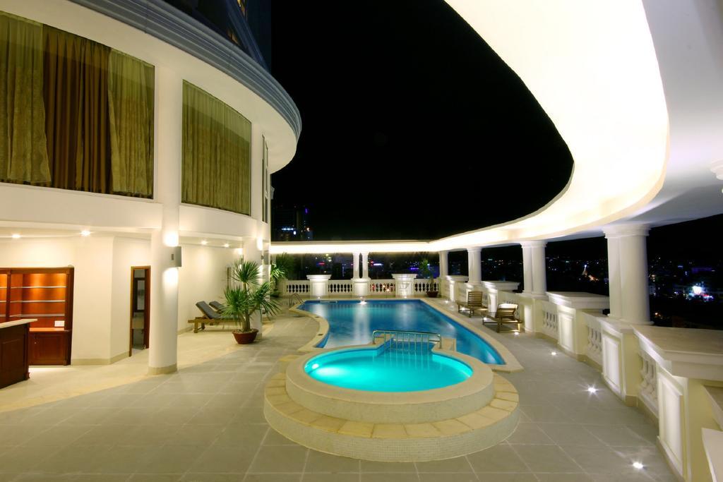 โรงแรมญาจาง พาเลซ ภายนอก รูปภาพ