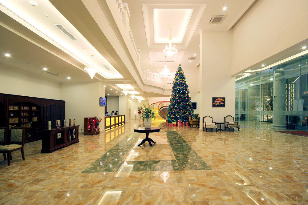 โรงแรมญาจาง พาเลซ ภายนอก รูปภาพ